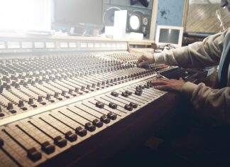 Czy tłumik motocyklowy musi mieć homologacje?