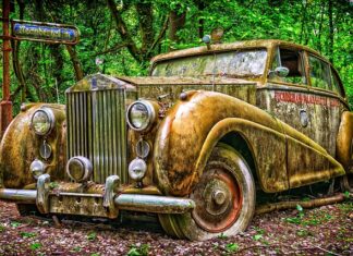 Czy Rolls-Royce należy do BMW?